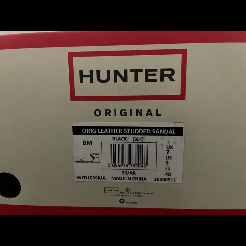 Hunter sandals new in box